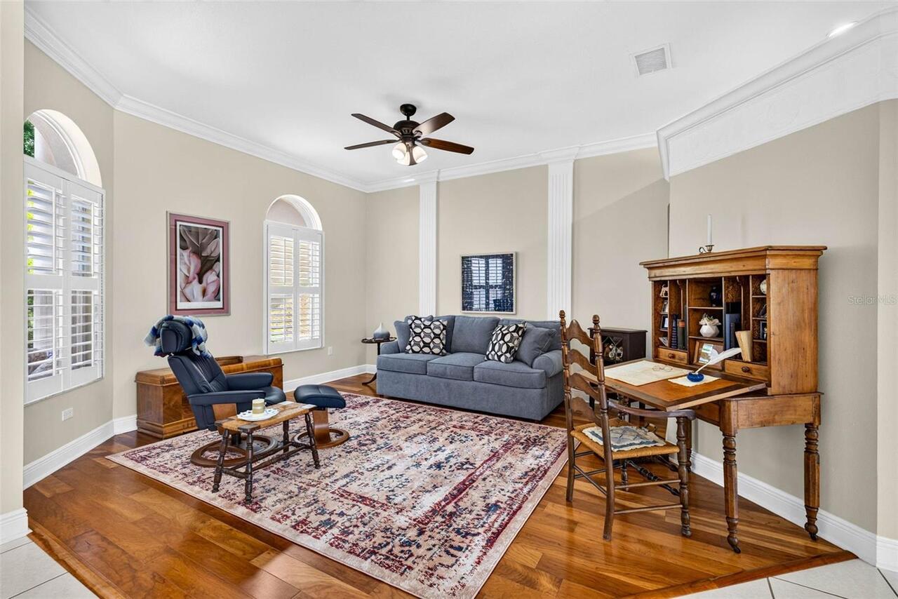 Listing Photo 10