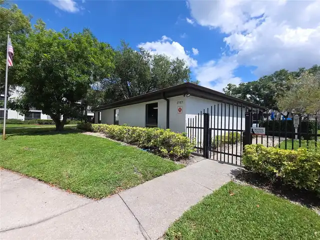 Listing Photo 16