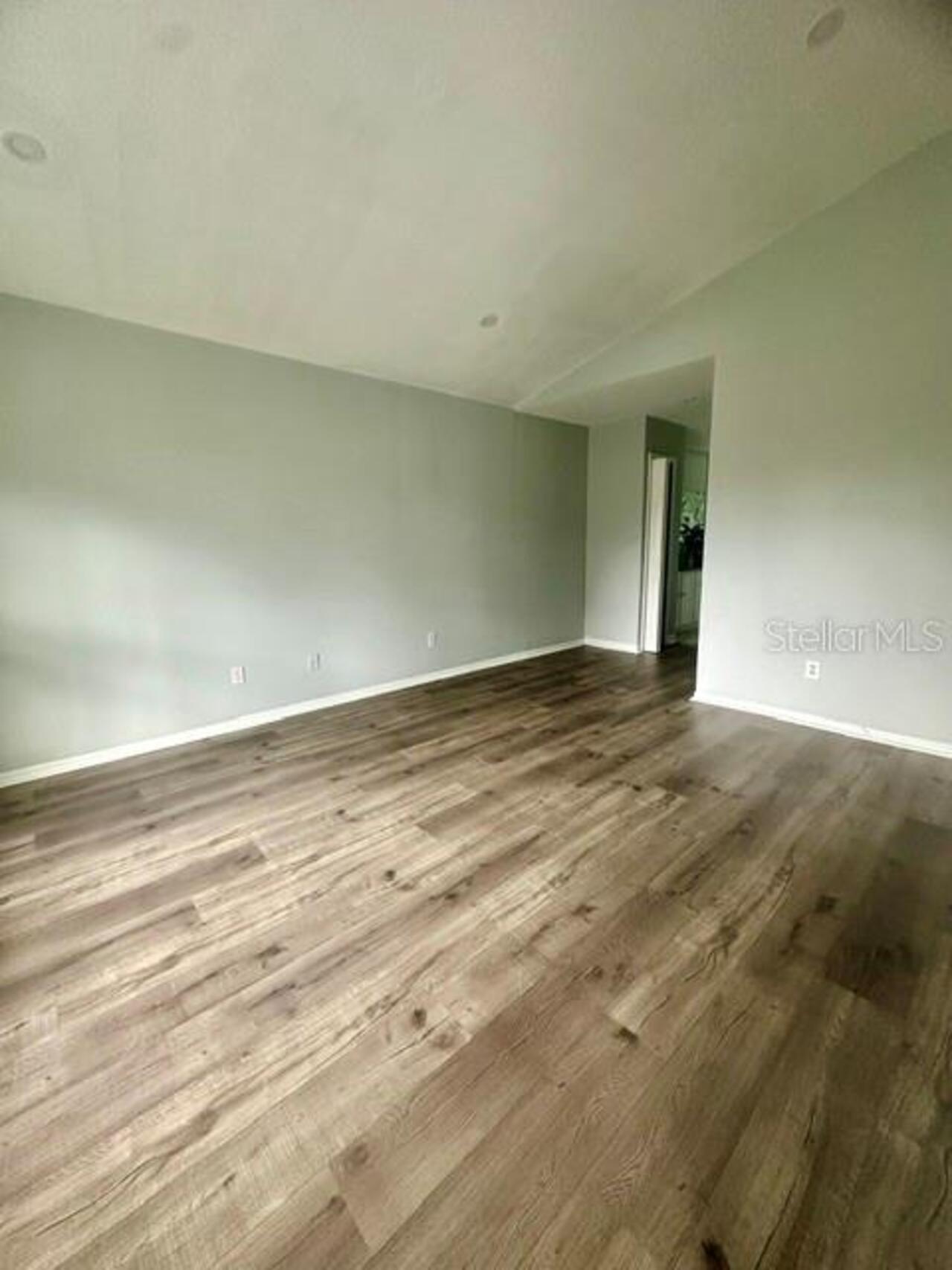 Listing Photo 26