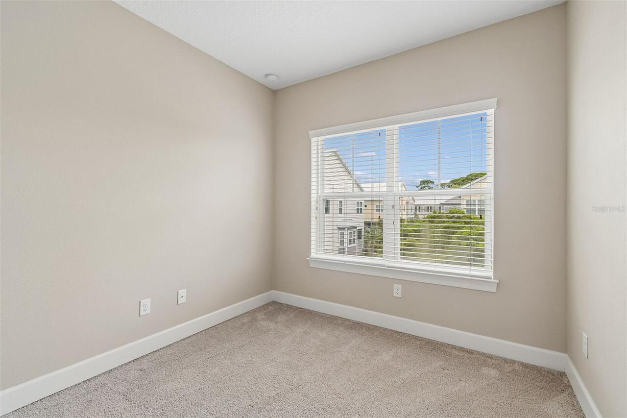 Listing Photo 33