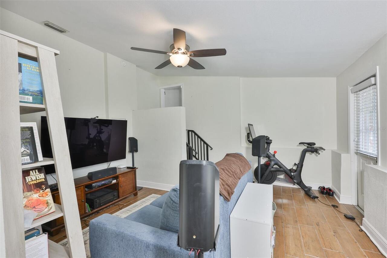 Listing Photo 14