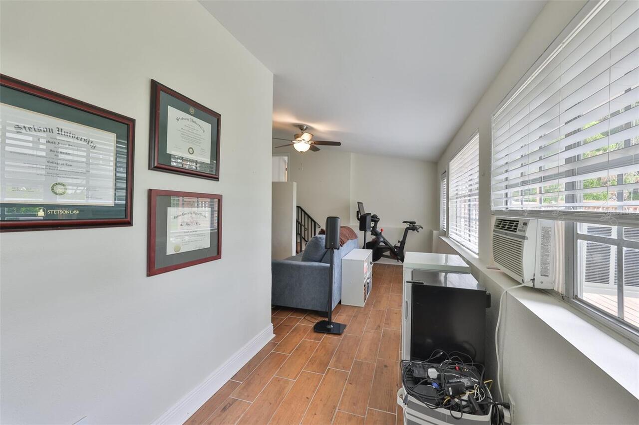 Listing Photo 16