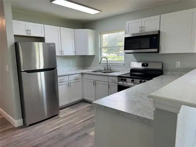 Listing Photo 7