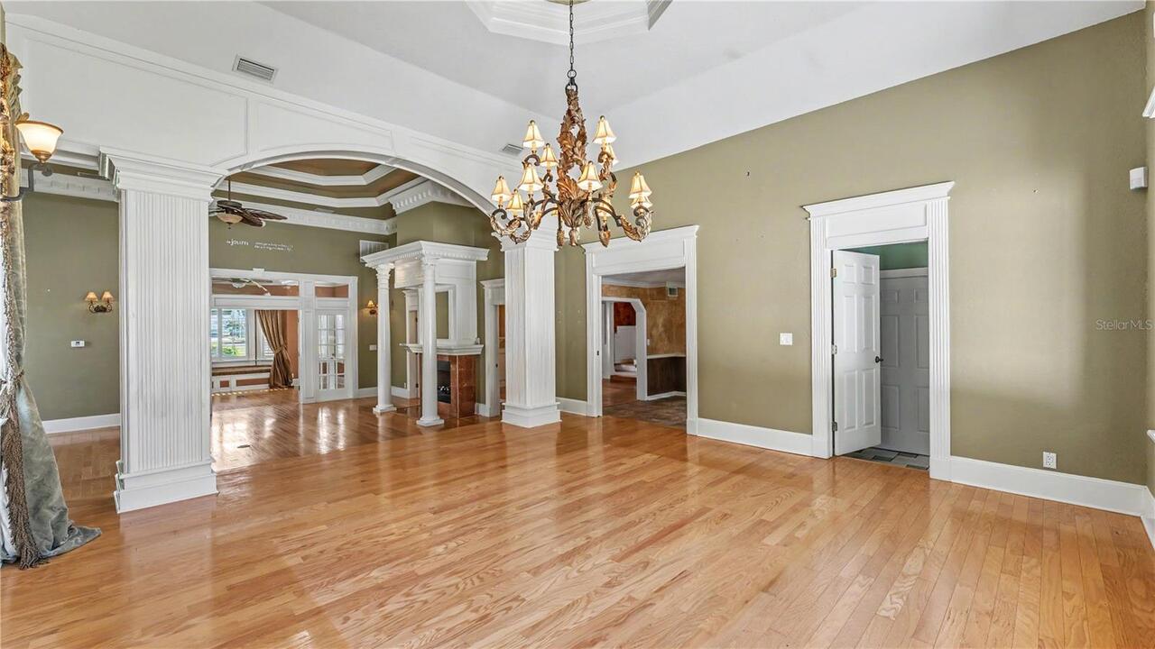 Listing Photo 14