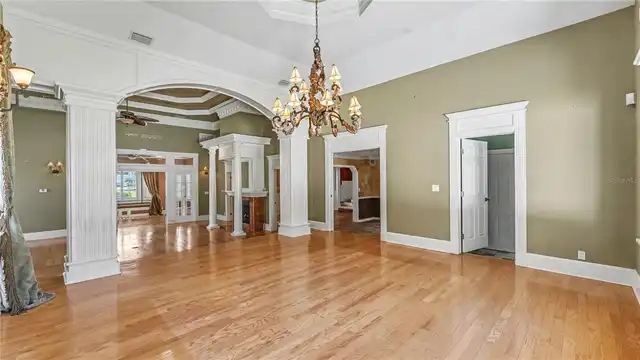 Listing Photo 14