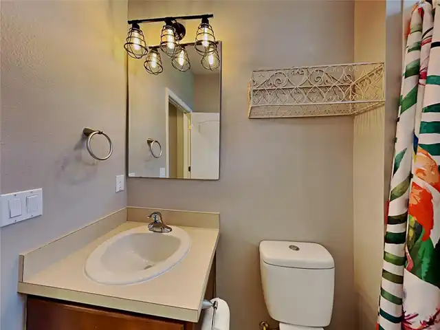 Listing Photo 23