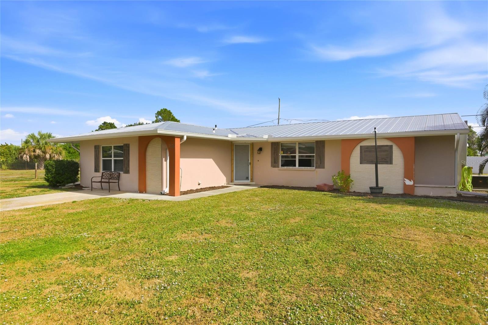 Listing Photo 4