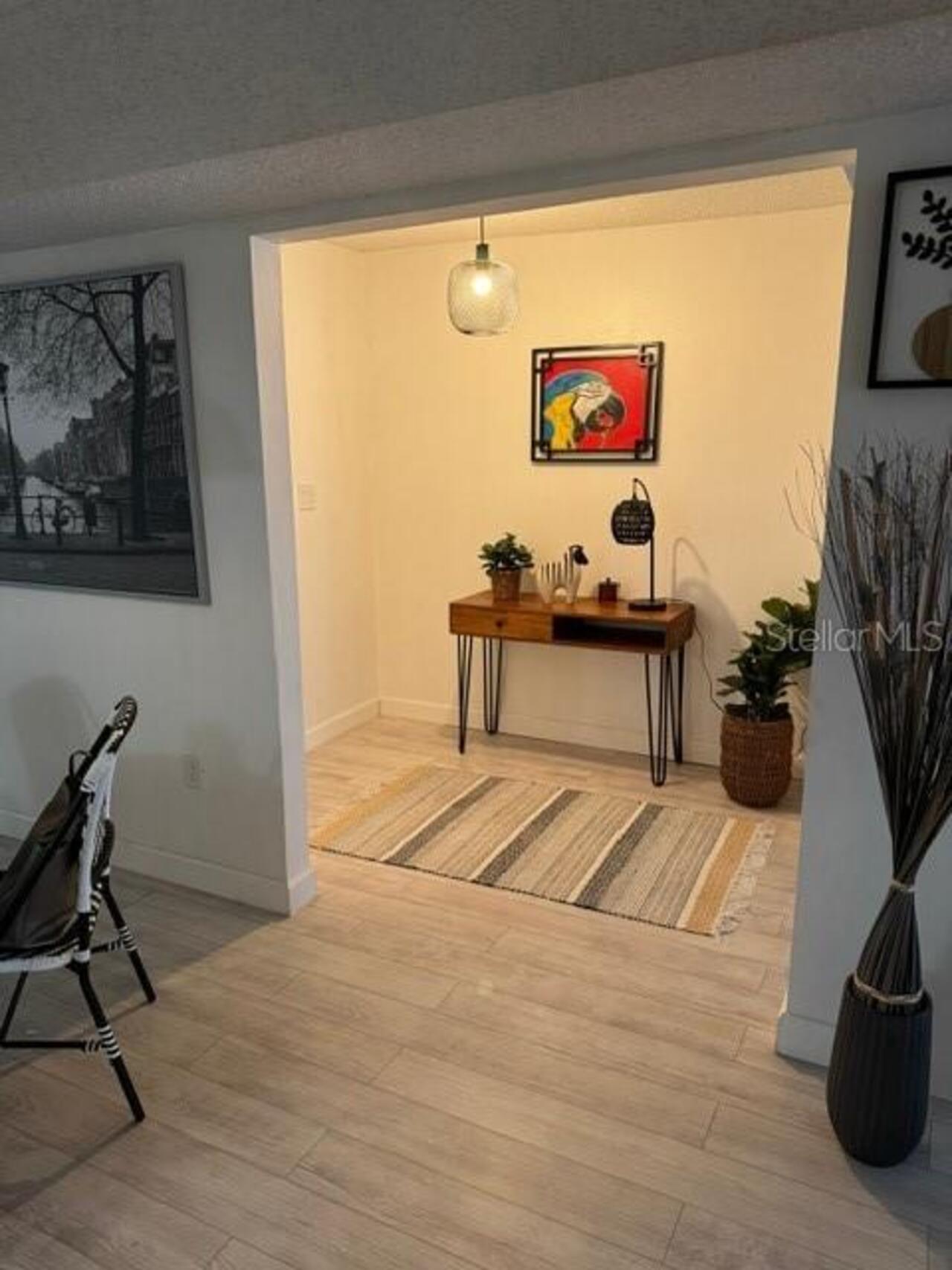 Listing Photo 8