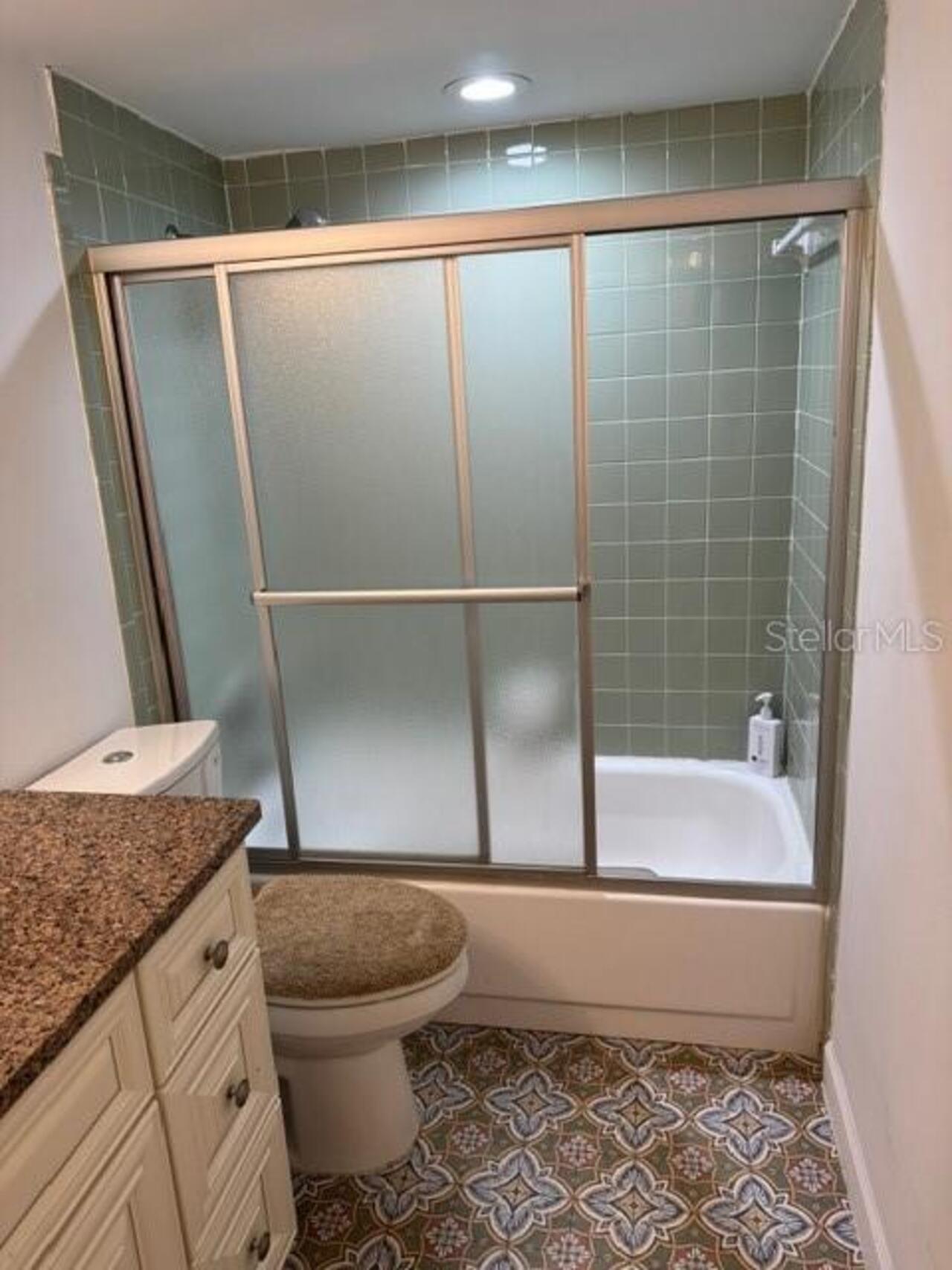 Listing Photo 10