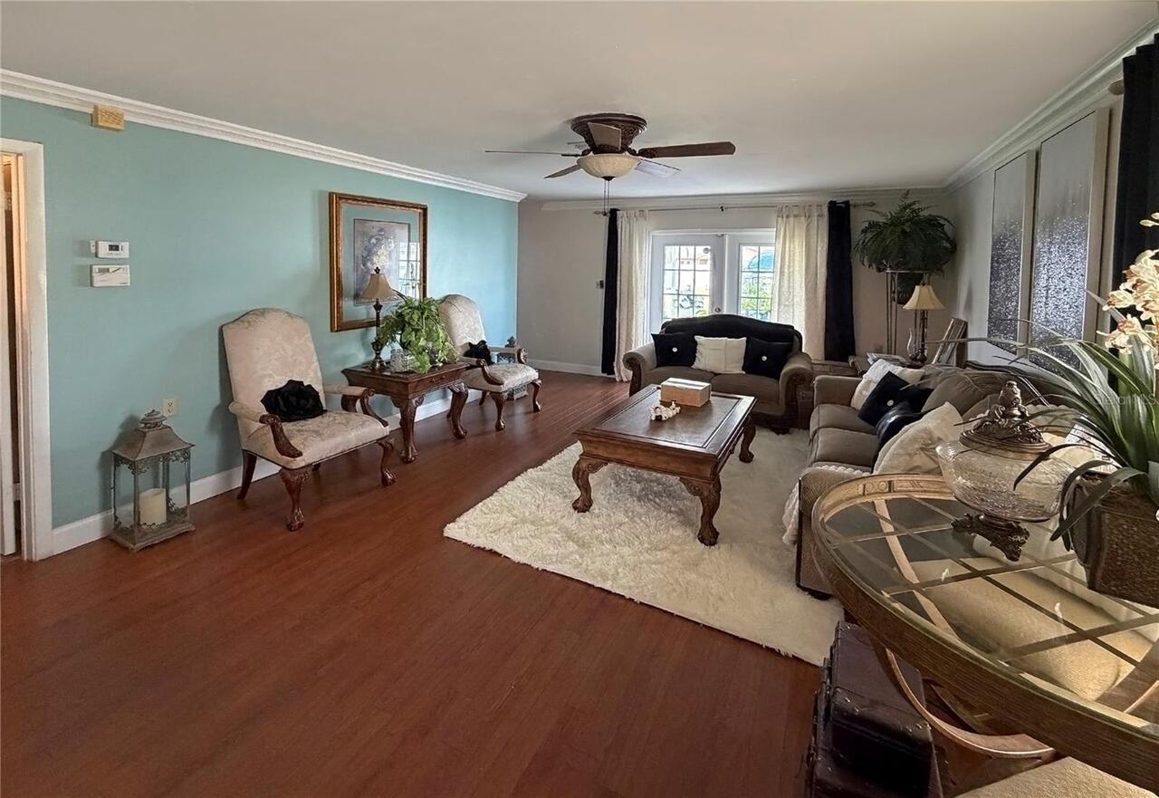 Listing Photo 7