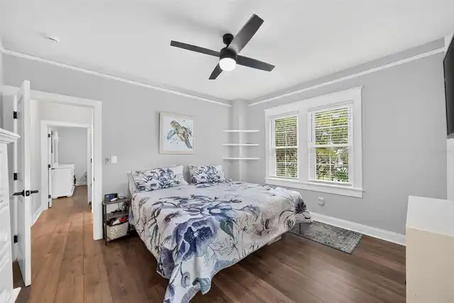 Listing Photo 10