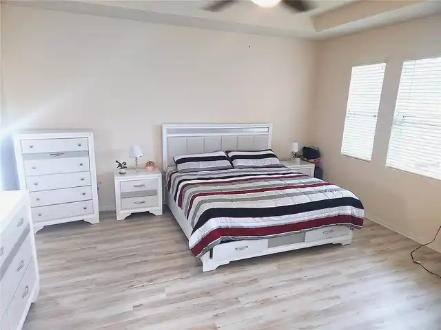 Listing Photo 9
