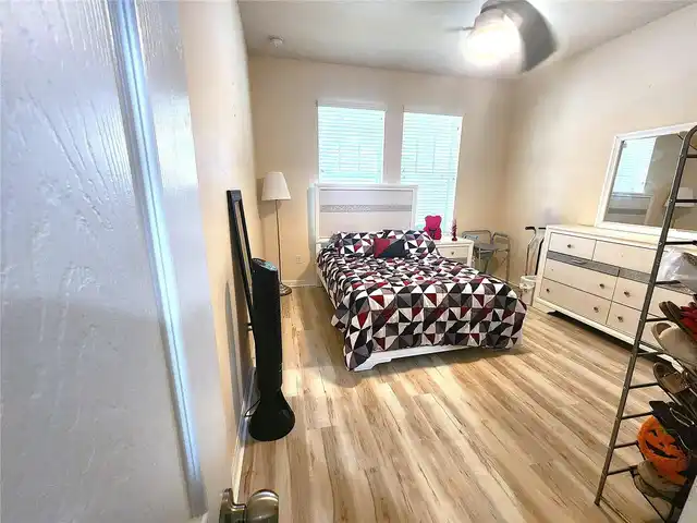 Listing Photo 13