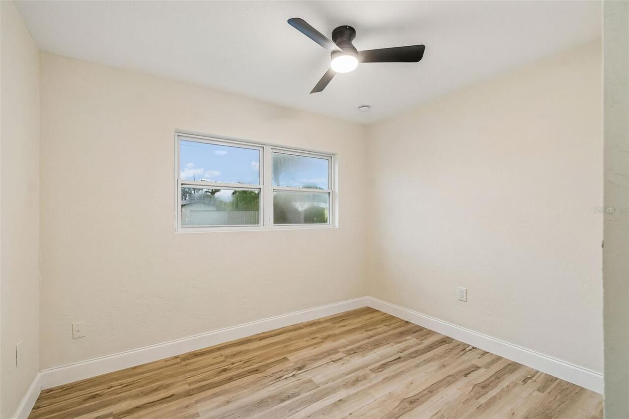 Listing Photo 43