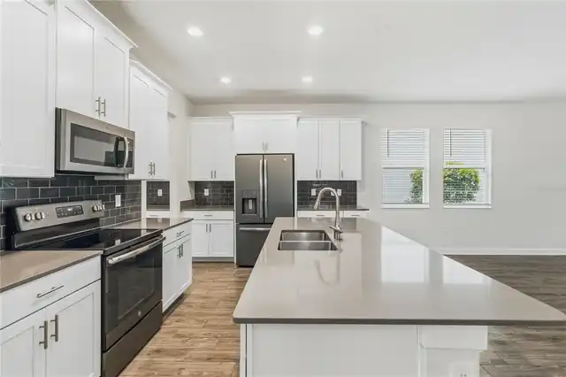Listing Photo 15