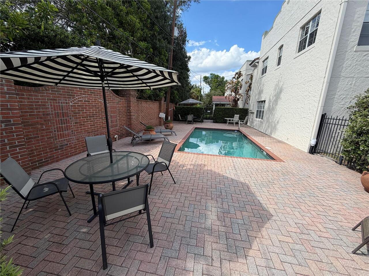 Listing Photo 25