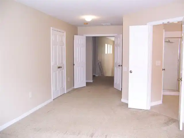 Listing Photo 14