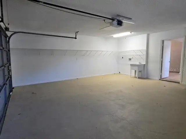 Listing Photo 34