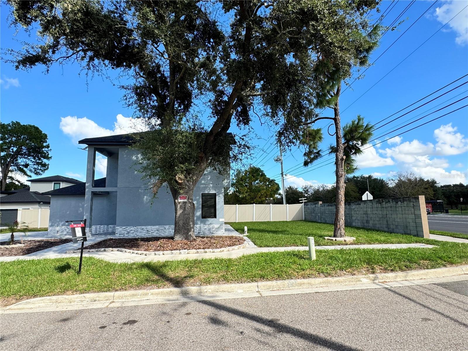 Listing Photo 6