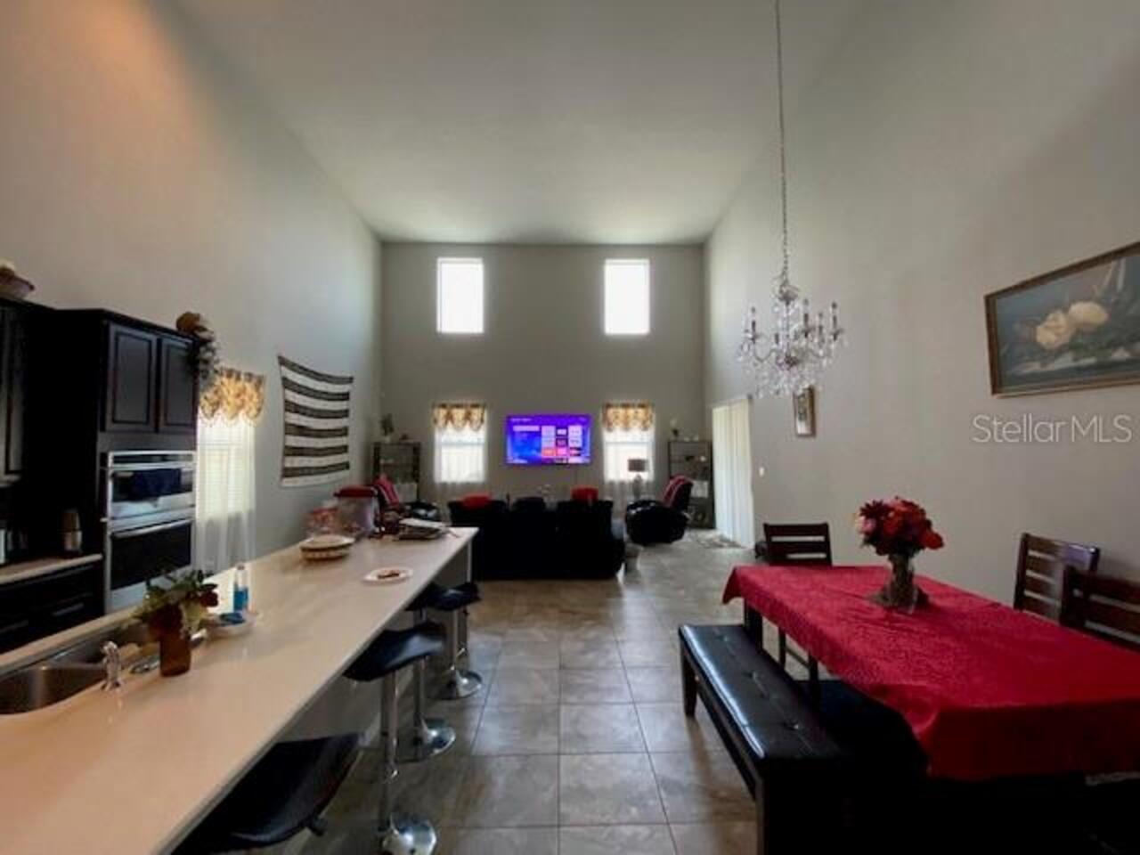 Listing Photo 10
