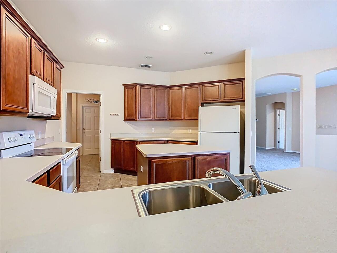 Listing Photo 17