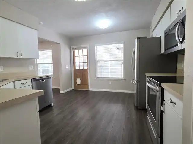Listing Photo 15