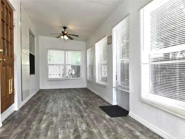 Listing Photo 16