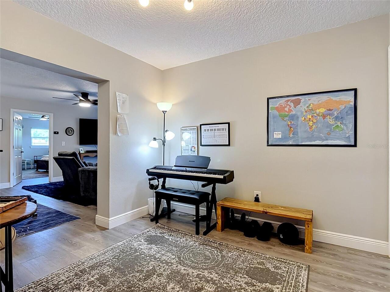 Listing Photo 17