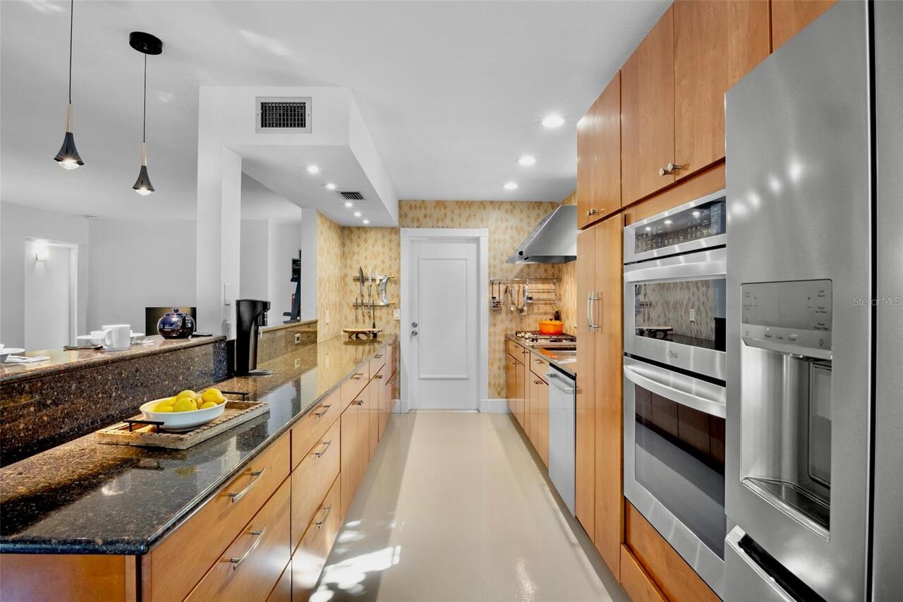 Listing Photo 18
