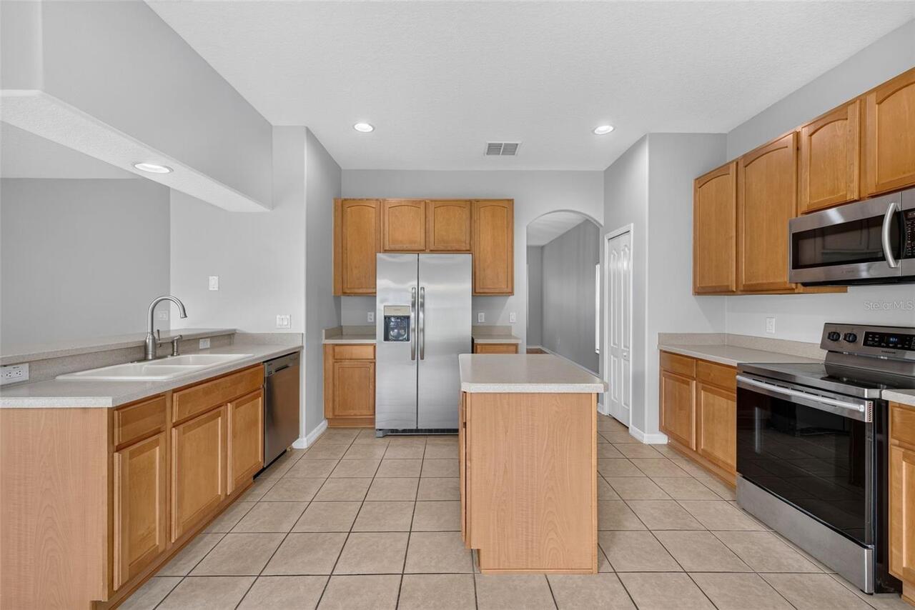 Listing Photo 11