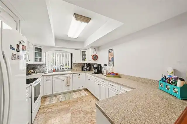 Listing Photo 7