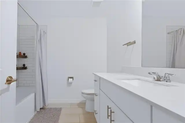 Listing Photo 19