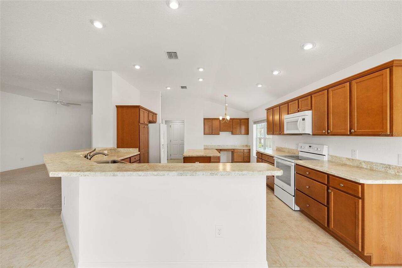Listing Photo 15