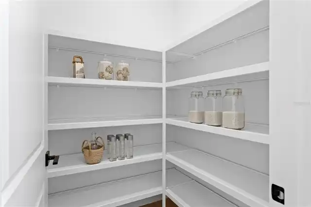 Listing Photo 24