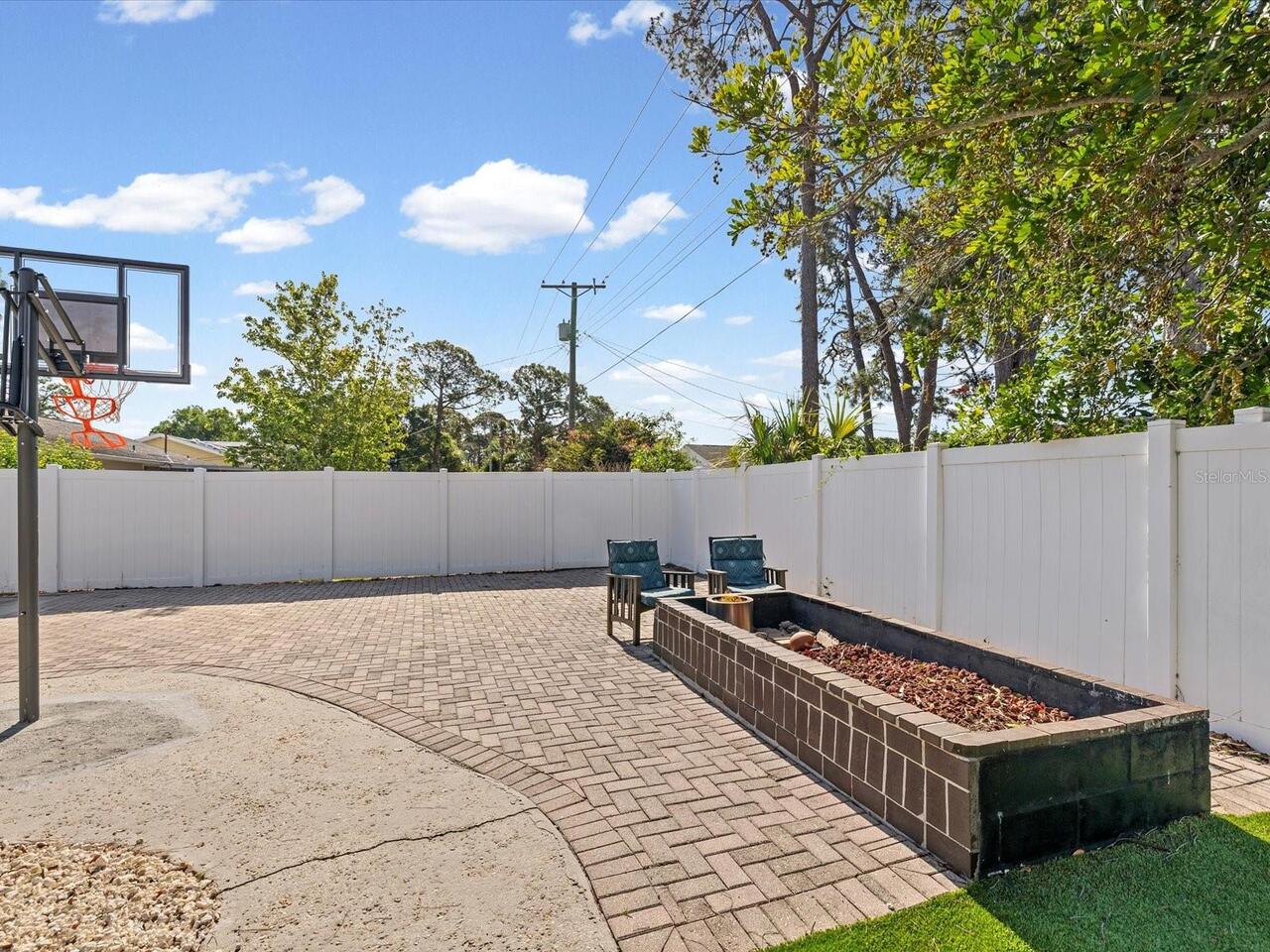 Listing Photo 35