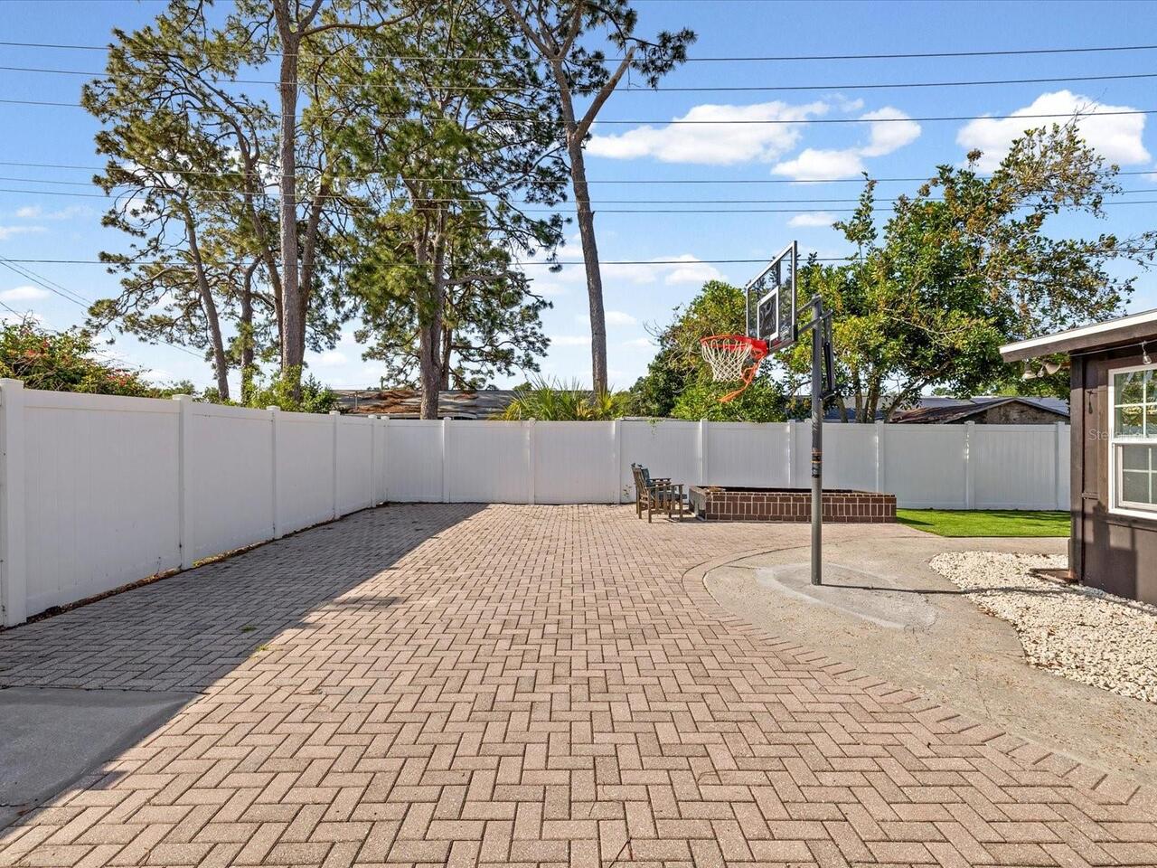 Listing Photo 36