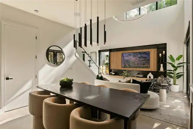 Listing Photo 16
