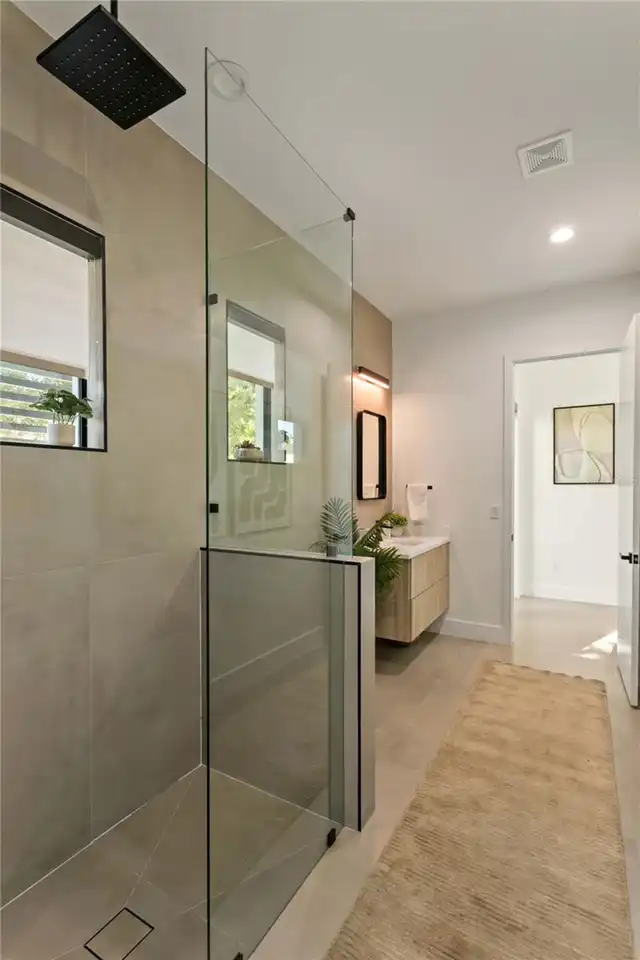 Listing Photo 29