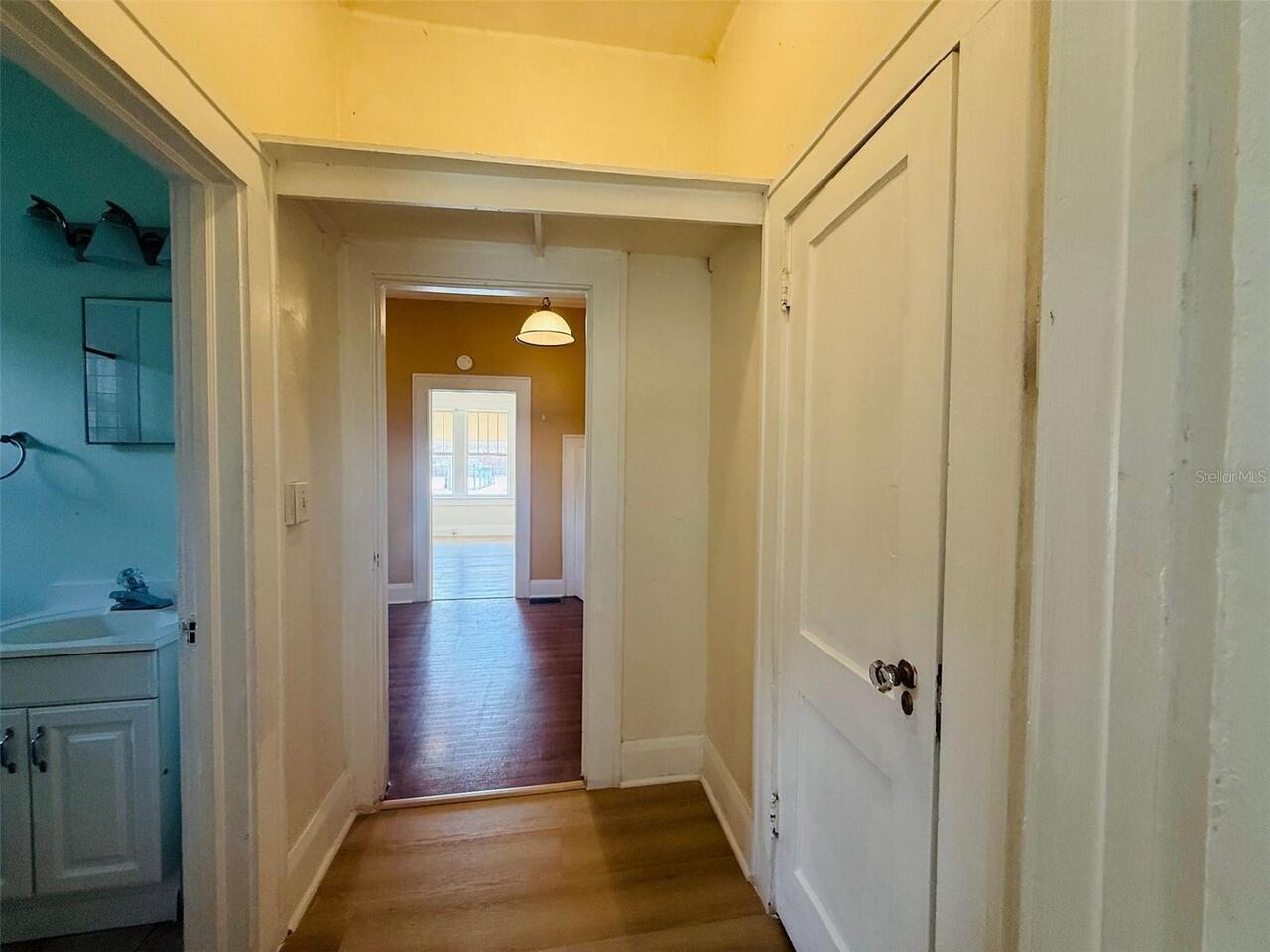 Listing Photo 10