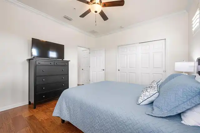 Listing Photo 33
