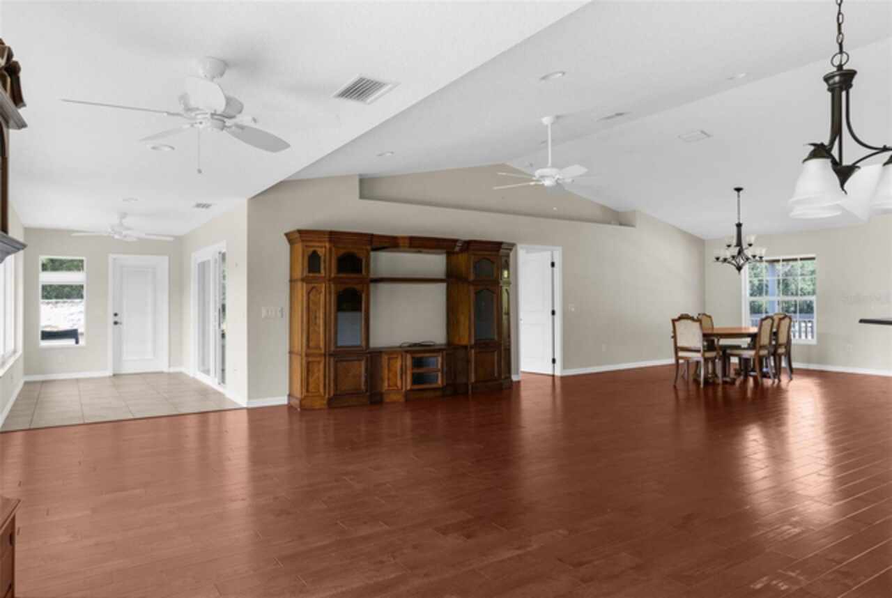 Listing Photo 92