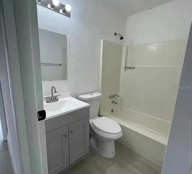 Listing Photo 23