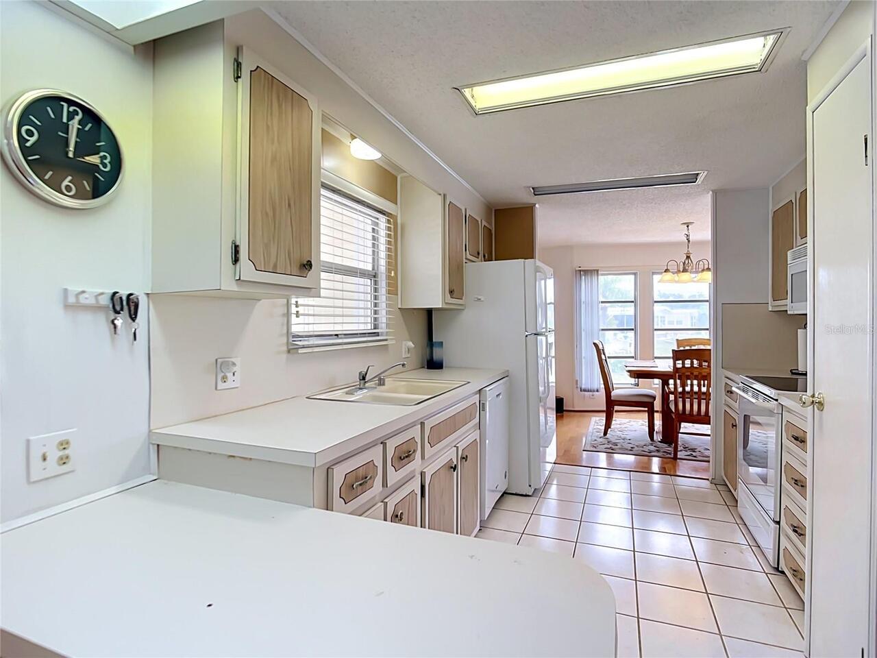 Listing Photo 9
