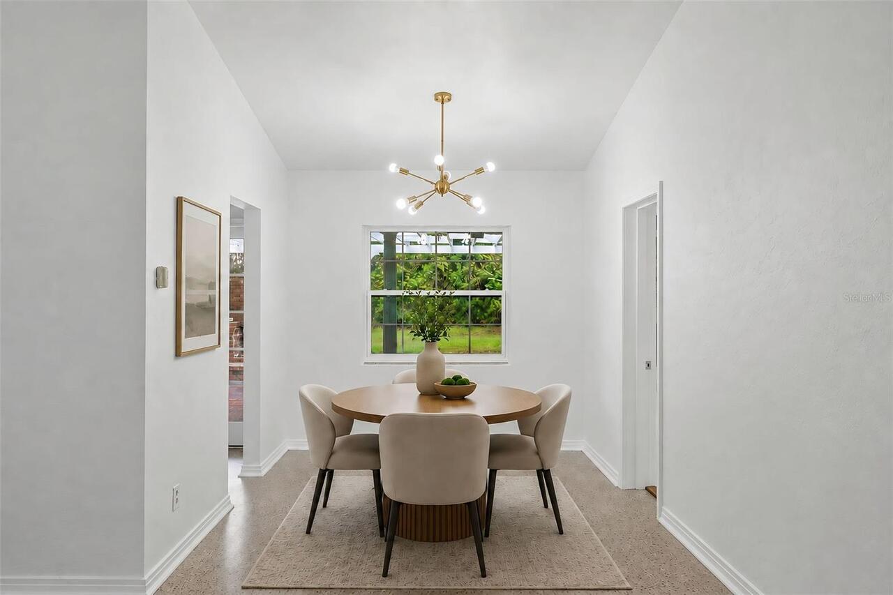 Listing Photo 8