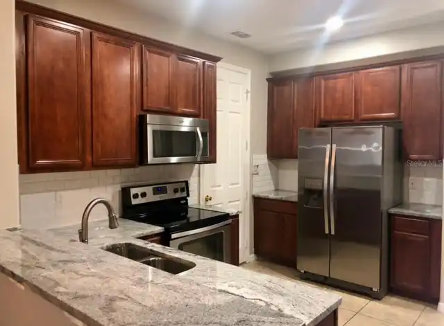 Listing Photo 7