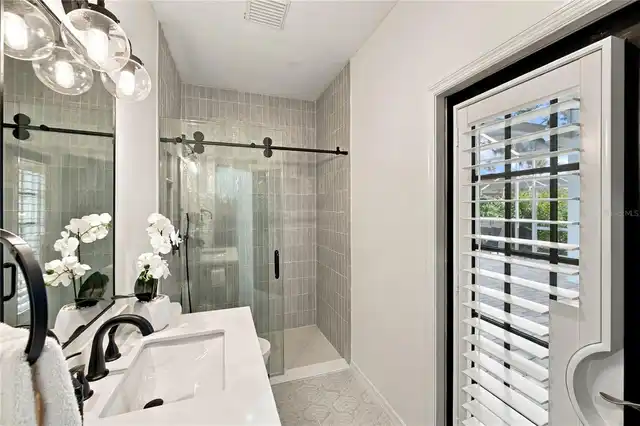 Listing Photo 44