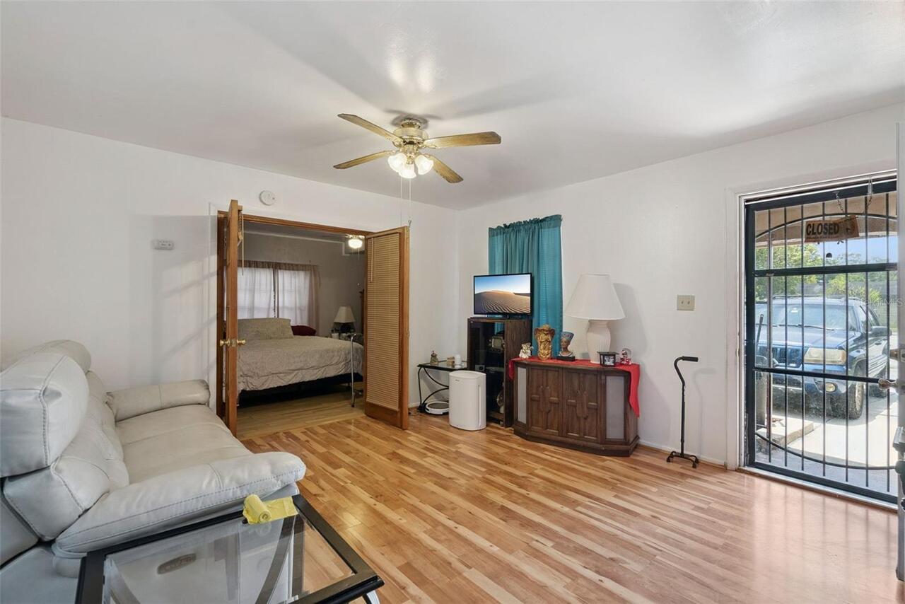 Listing Photo 7