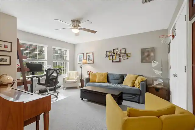 Listing Photo 9