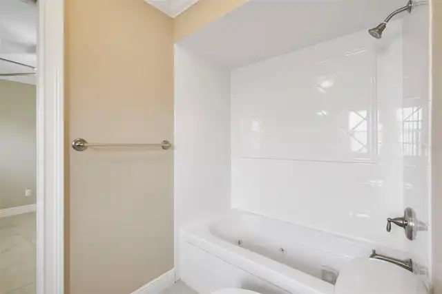 Listing Photo 24