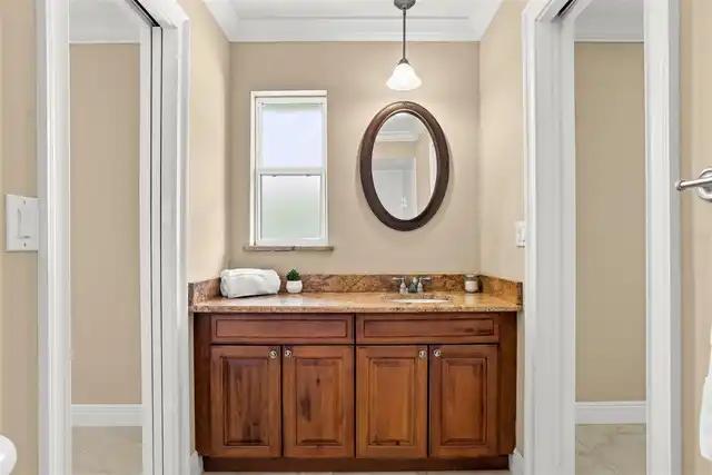 Listing Photo 25